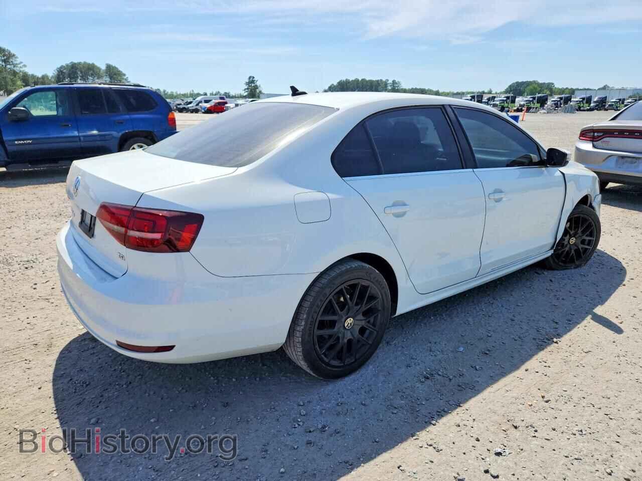 2017 VOLKSWAGEN JETTA - VIN: 3VWDB7AJ9HM294385 - Фото 3