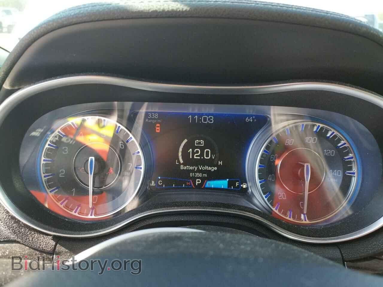 2016 CHRYSLER 300 - VIN: 2C3CCAAG8GH141799 - Фото 9