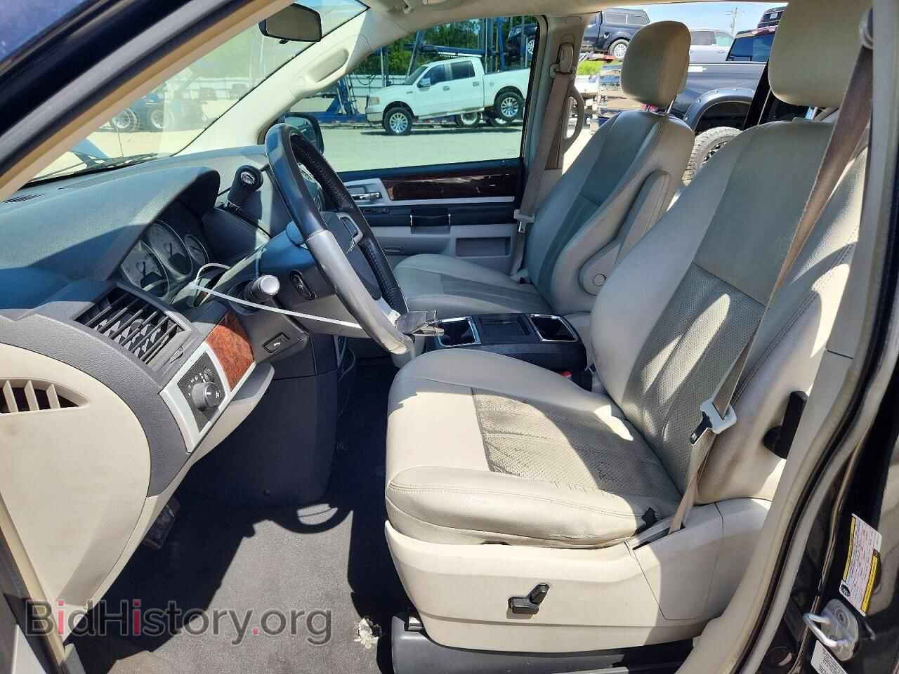 2010 CHRYSLER MINIVAN - VIN: 2A4RR8DX5AR428313 - Photo 7