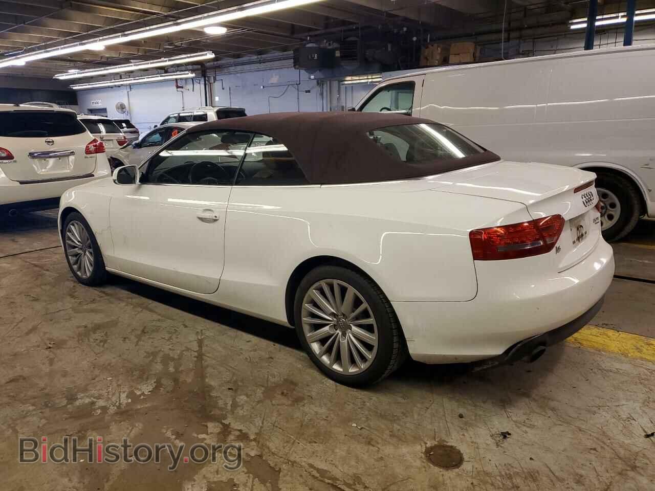 2010 AUDI A5 - VIN: WAULFAFH7AN023727 - Фото 2