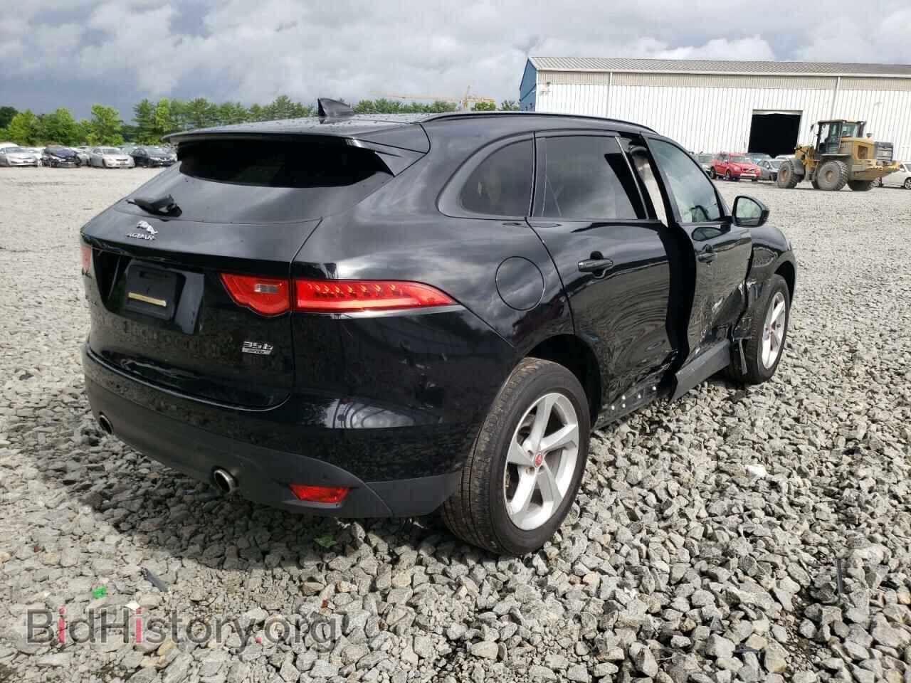 2017 JAGUAR F-PACE - VIN: SADCJ2BVXHA078570 - Фото 4