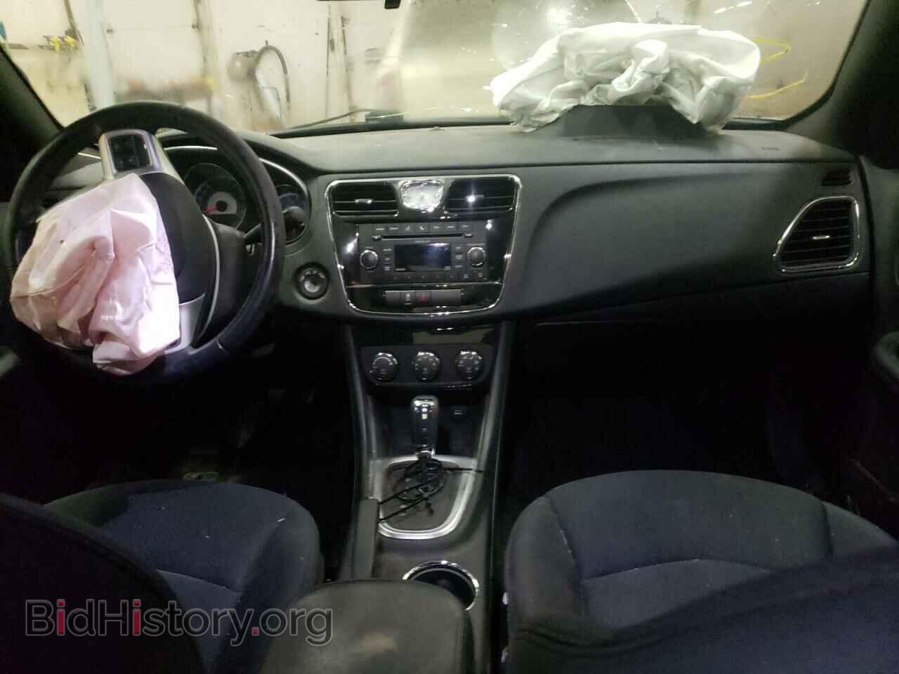 2011 CHRYSLER 200 - VIN: 1C3BC1FB5BN592892 - Фото 9