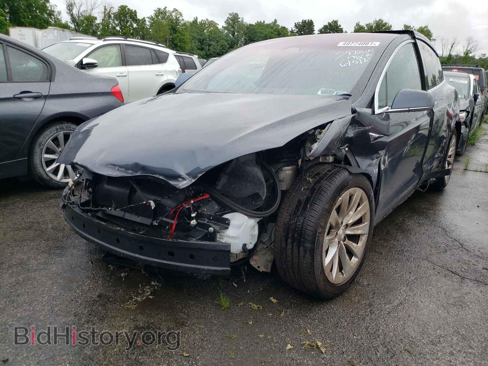 2017 TESLA MODEL X - VIN: 5YJXCBE20HF065813 - Фото 2