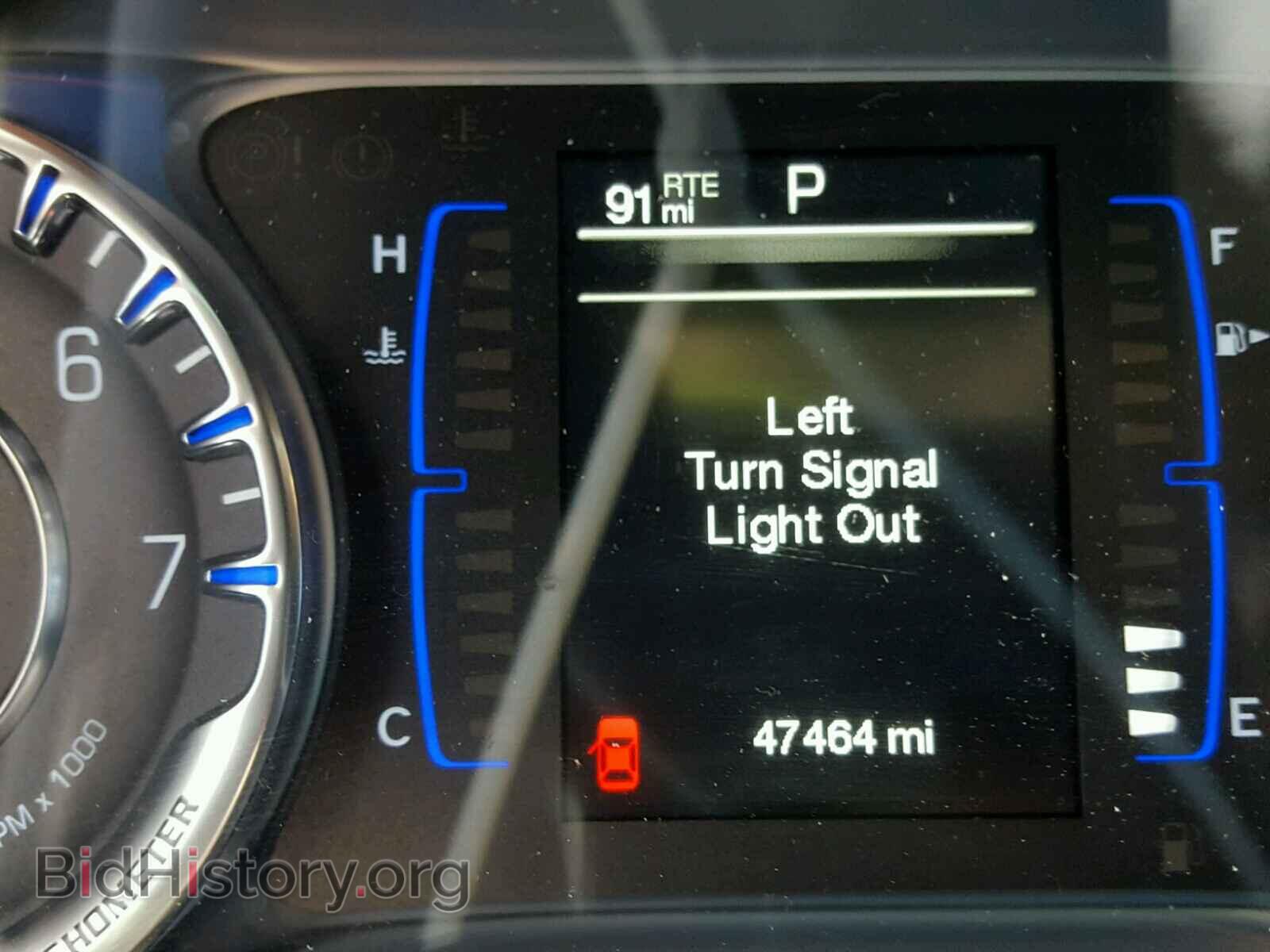 2015 CHRYSLER 200 - VIN: 1C3CCCAB3FN651886 - Photo 8
