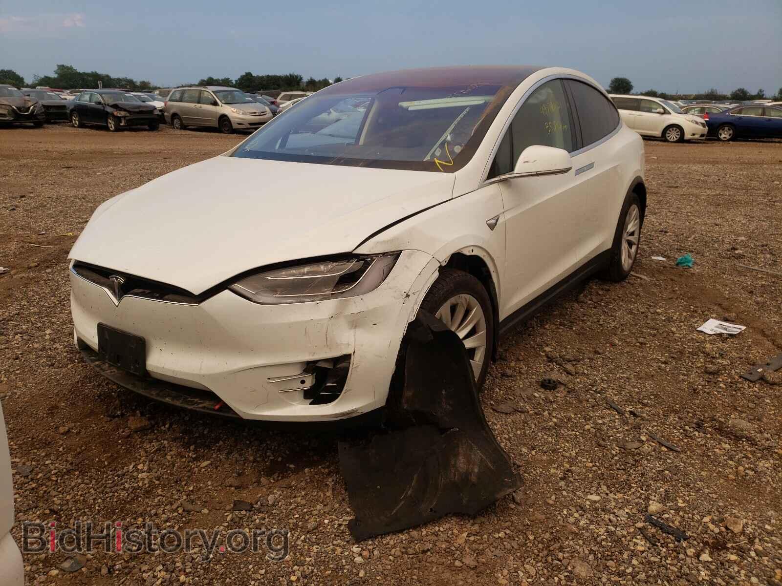 2017 TESLA MODEL X - VIN: 5YJXCBE20HF058182 - Photo 2