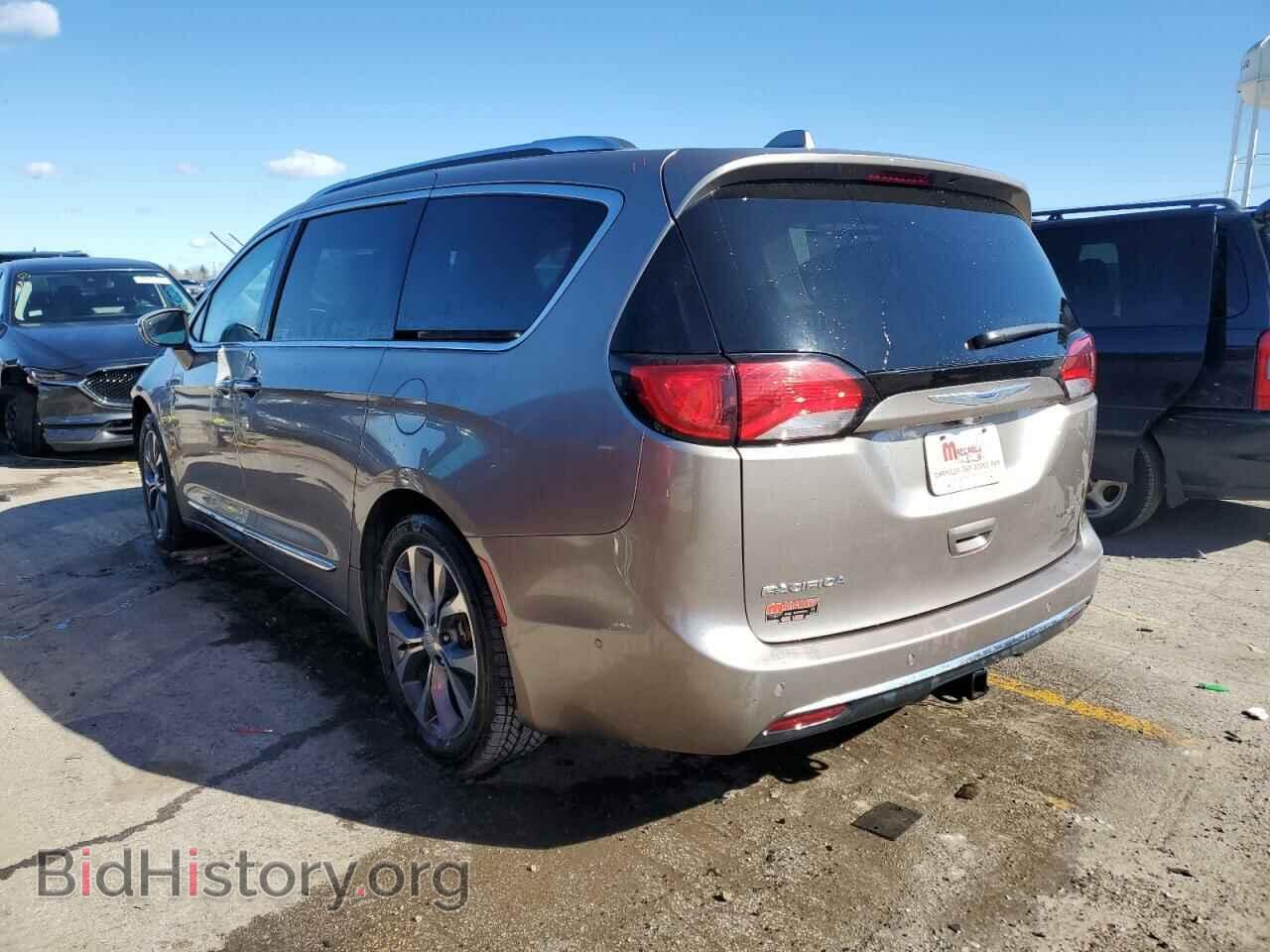 2017 CHRYSLER PACIFICA - VIN: 2C4RC1GG7HR643194 - Photo 2