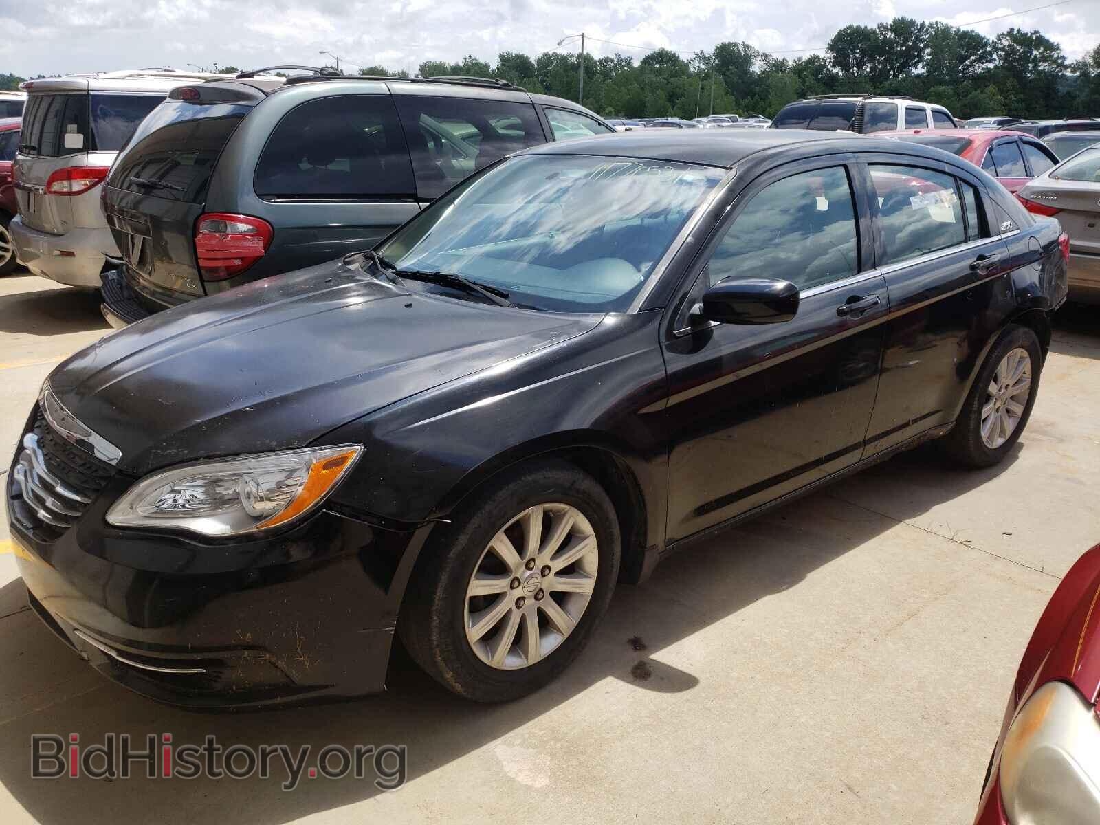 2011 CHRYSLER 200 - VIN: 1C3BC1FG1BN511687 - Фото 2