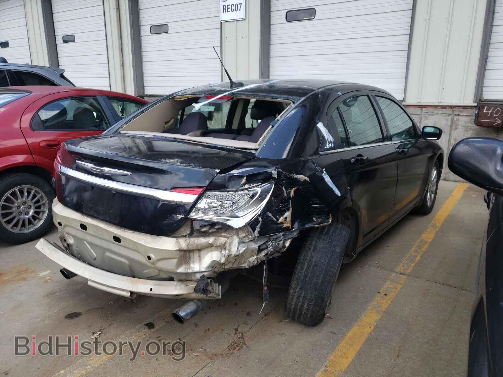 2011 CHRYSLER 200 - VIN: 1C3BC1FG1BN511687 - Фото 4