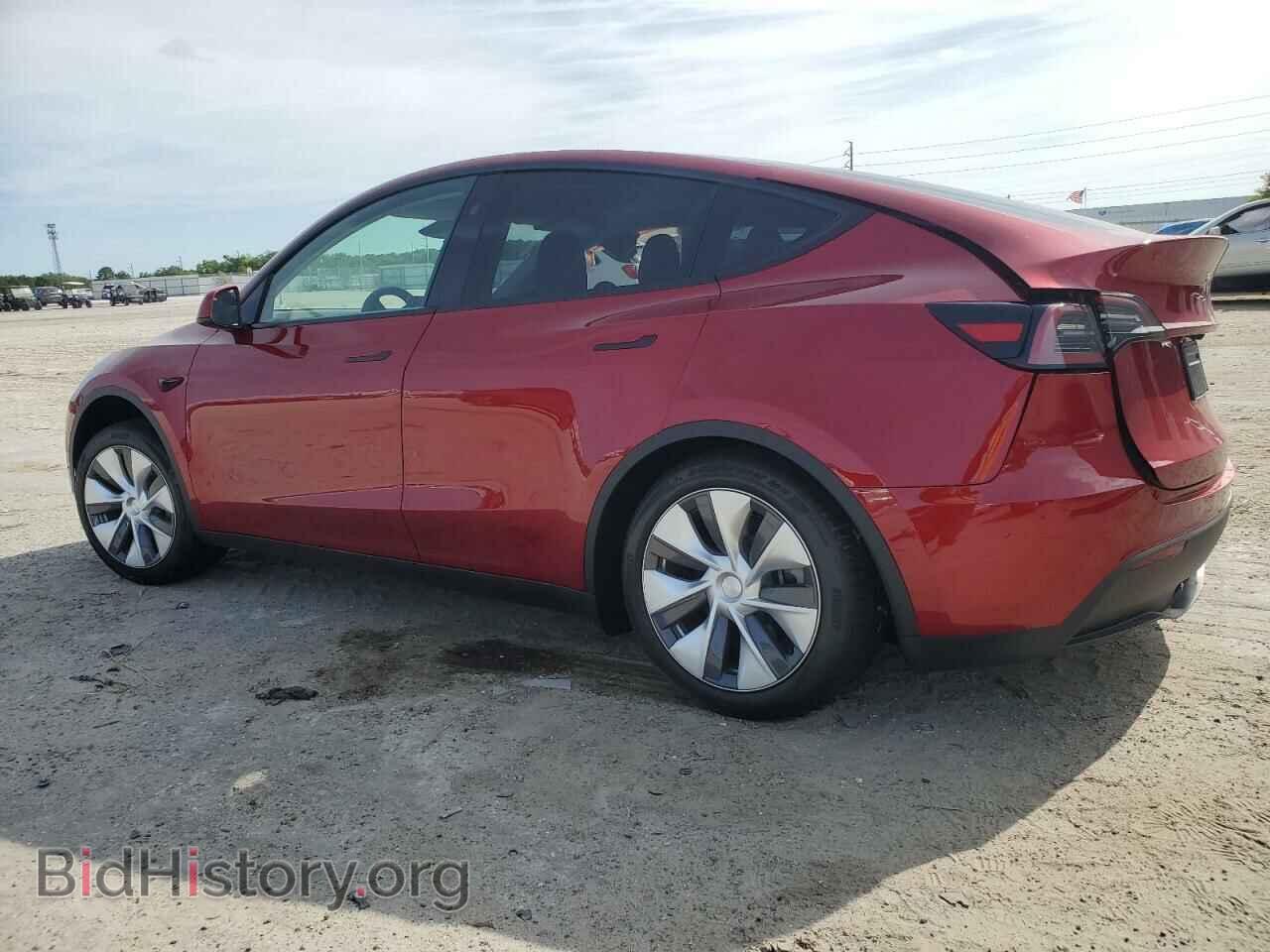 2024 TESLA MODEL Y - VIN: 7SAYGDEEXRA251536 - Фото 2