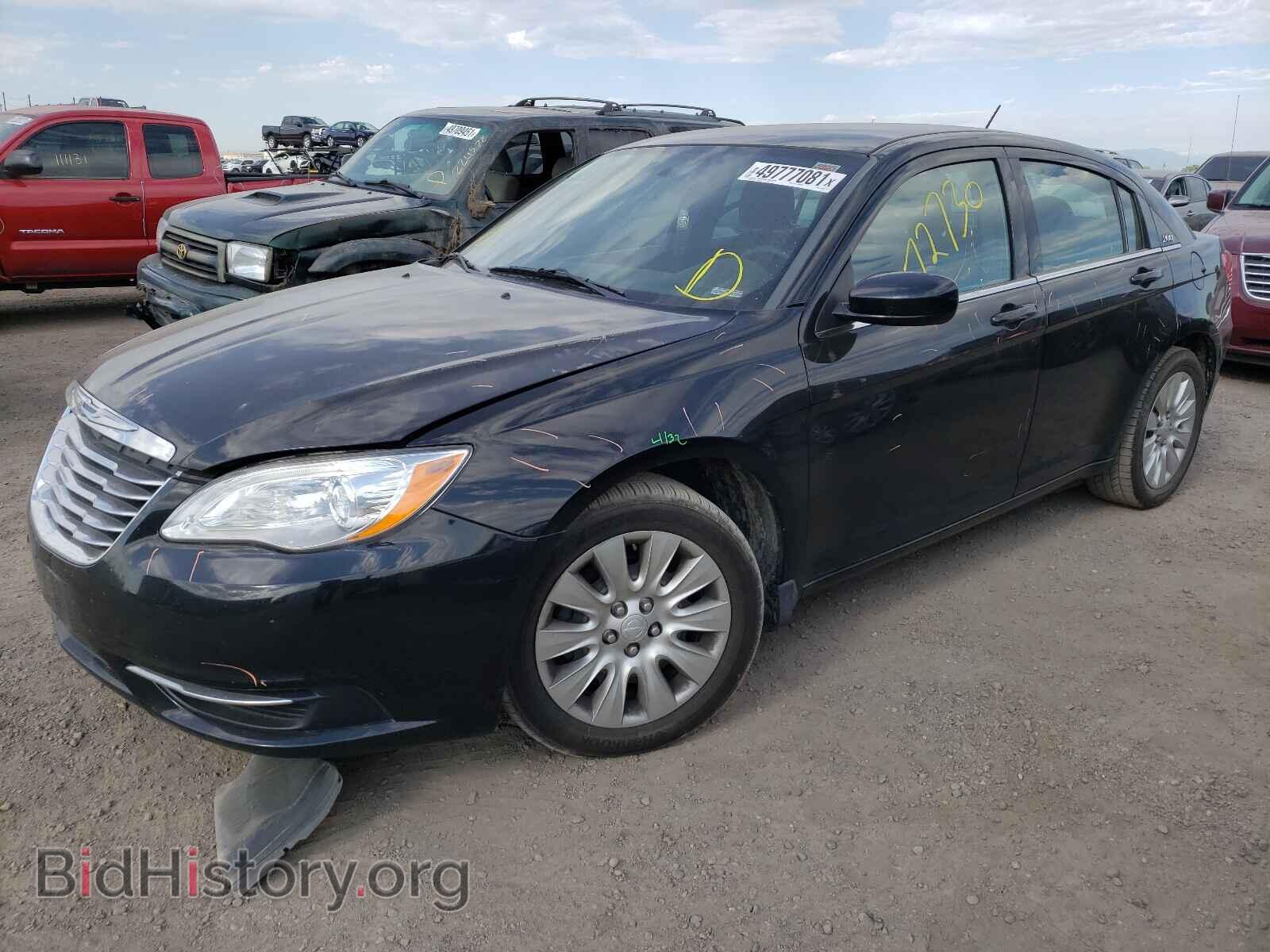 2012 CHRYSLER 200 - VIN: 1C3CCBAB3CN223189 - Фото 2