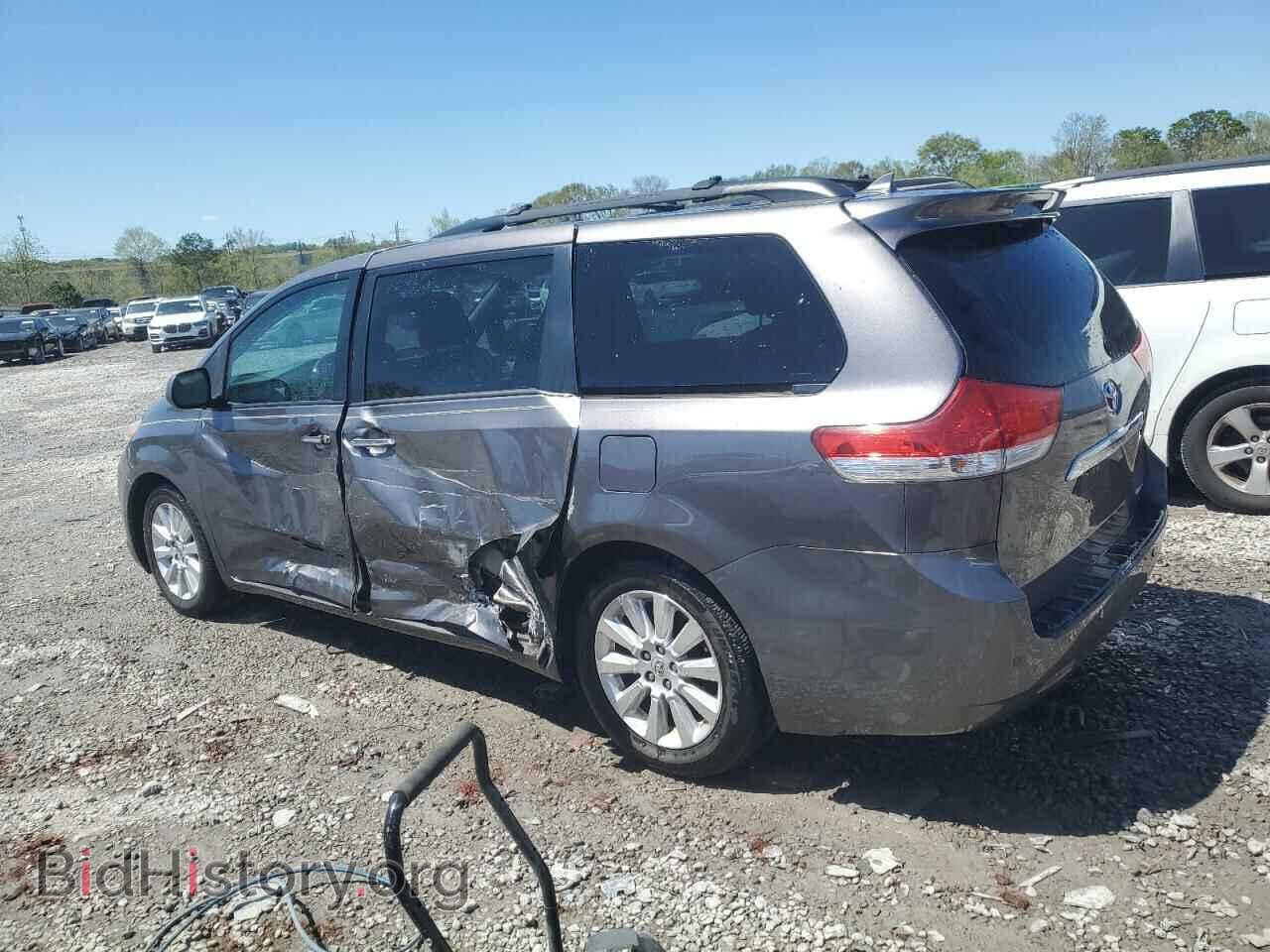 2011 TOYOTA All Models - VIN: 5TDYK3DC6BS038805 - Фото 2