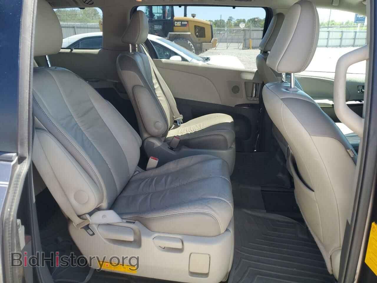 2011 TOYOTA All Models - VIN: 5TDYK3DC6BS038805 - Фото 11