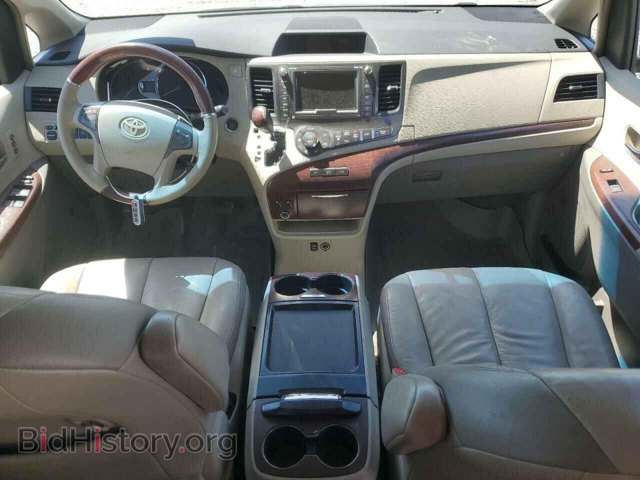 2011 TOYOTA All Models - VIN: 5TDYK3DC6BS038805 - Фото 8