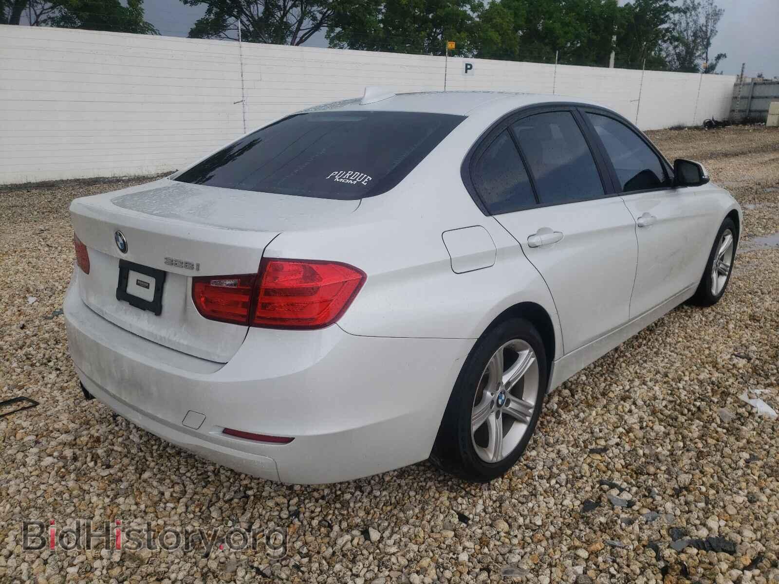 2013 BMW 3 SERIES - VIN: WBA3A5C52DF356285 - Фото 4