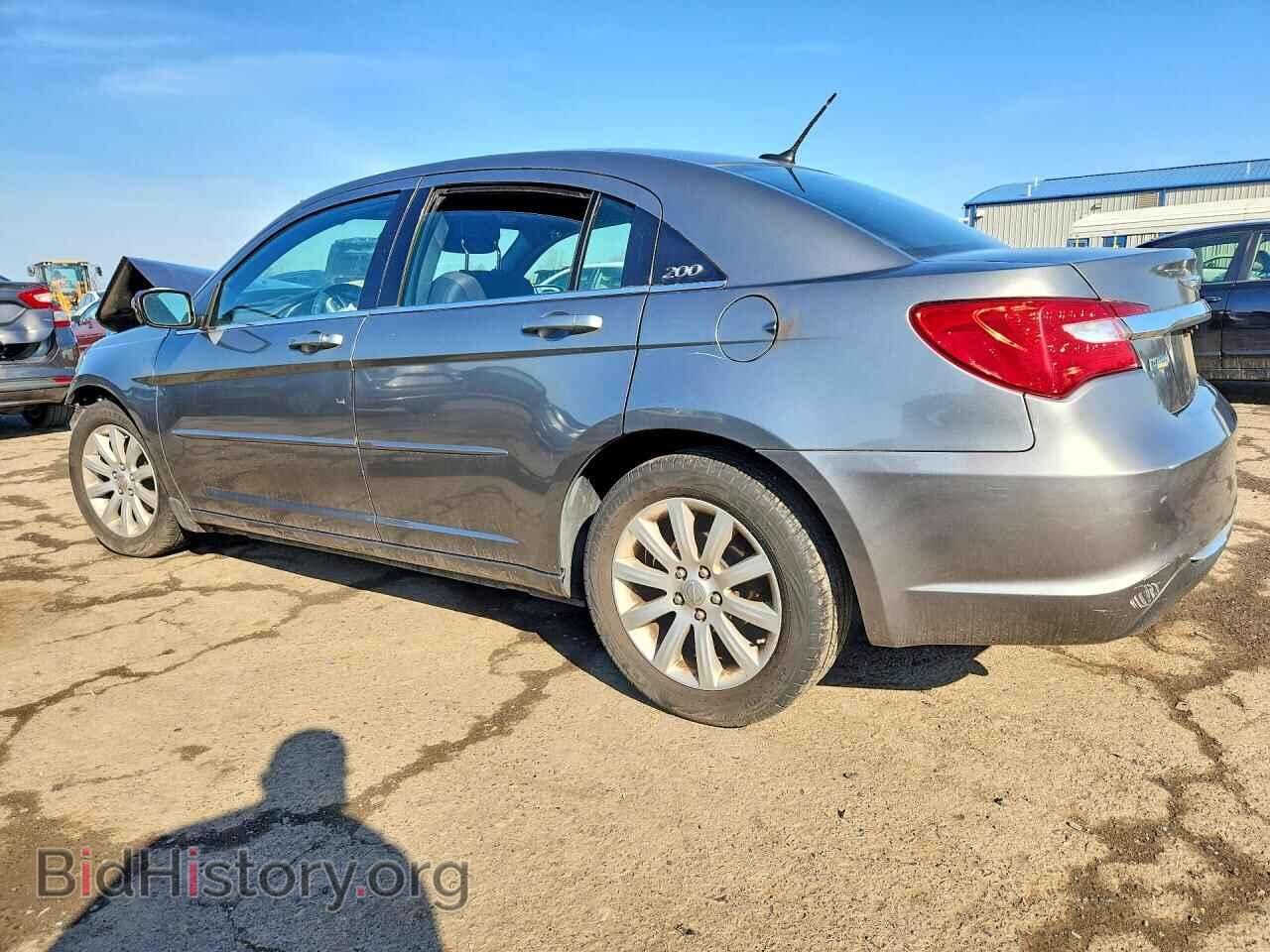 2013 CHRYSLER 200 - VIN: 1C3CCBBG9DN731940 - Фото 2