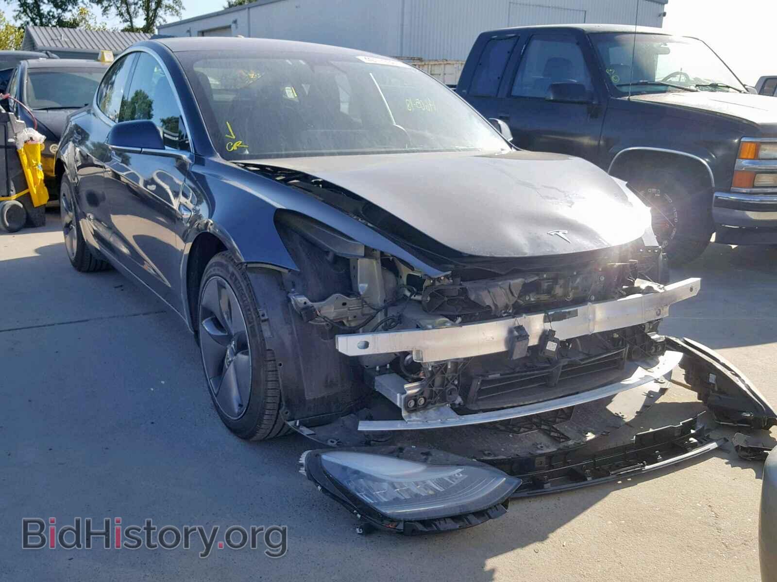 Фотография 5YJ3E1EB9JF066337 - TESLA MODEL 3 2018