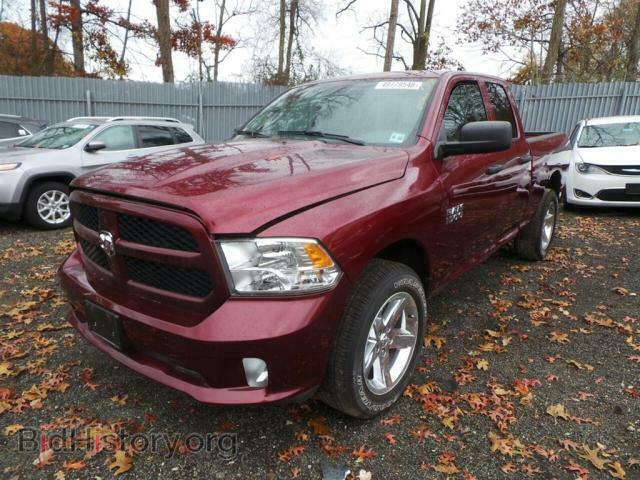 2018 RAM 1500 ST - VIN: 1C6RR7FG2JS264571 - Фото 2