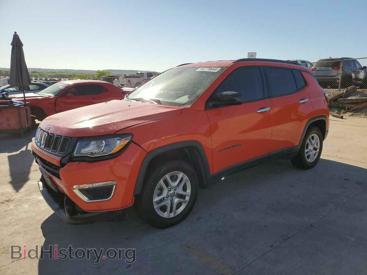 Фотография 3C4NJCABXJT123426 - JEEP COMPASS 2018