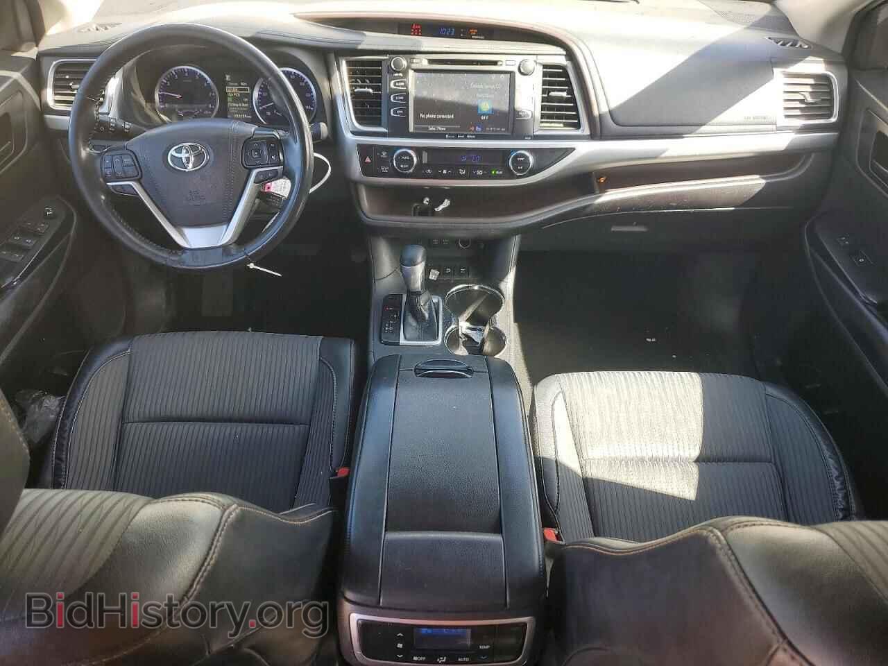 2018 TOYOTA HIGHLANDER - VIN: 5TDBZRFH2JS830106 - Фото 8