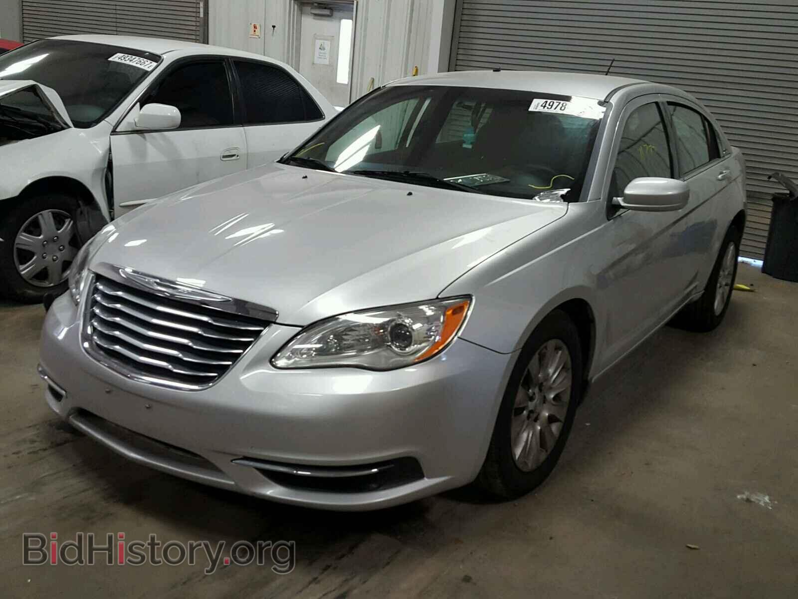 2012 CHRYSLER 200 - VIN: 1C3CCBABXCN100912 - Фото 2