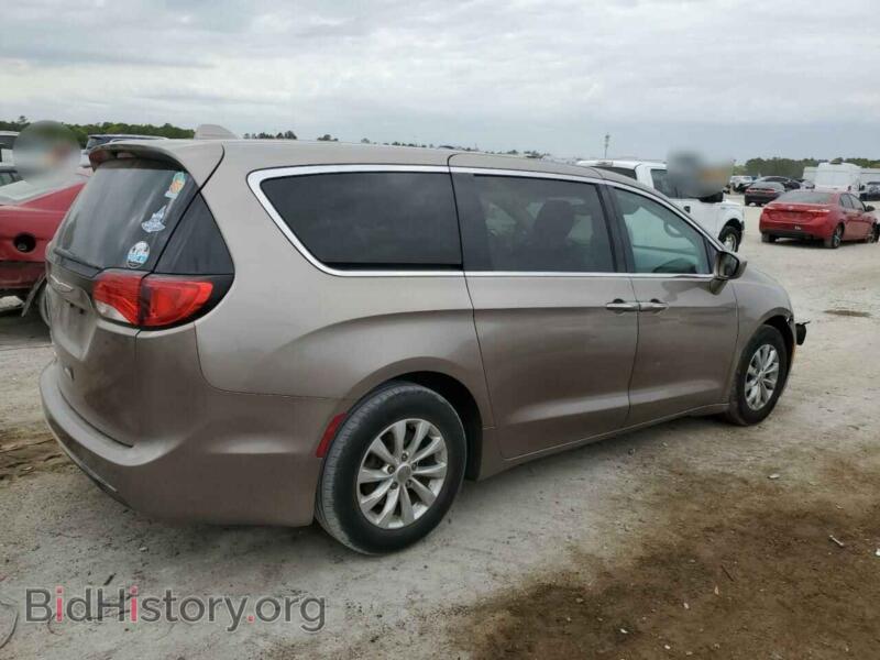 2018 Chrysler PACIFICA (VIN 2C4RC1FG3JR233998) — photo 3 of 14