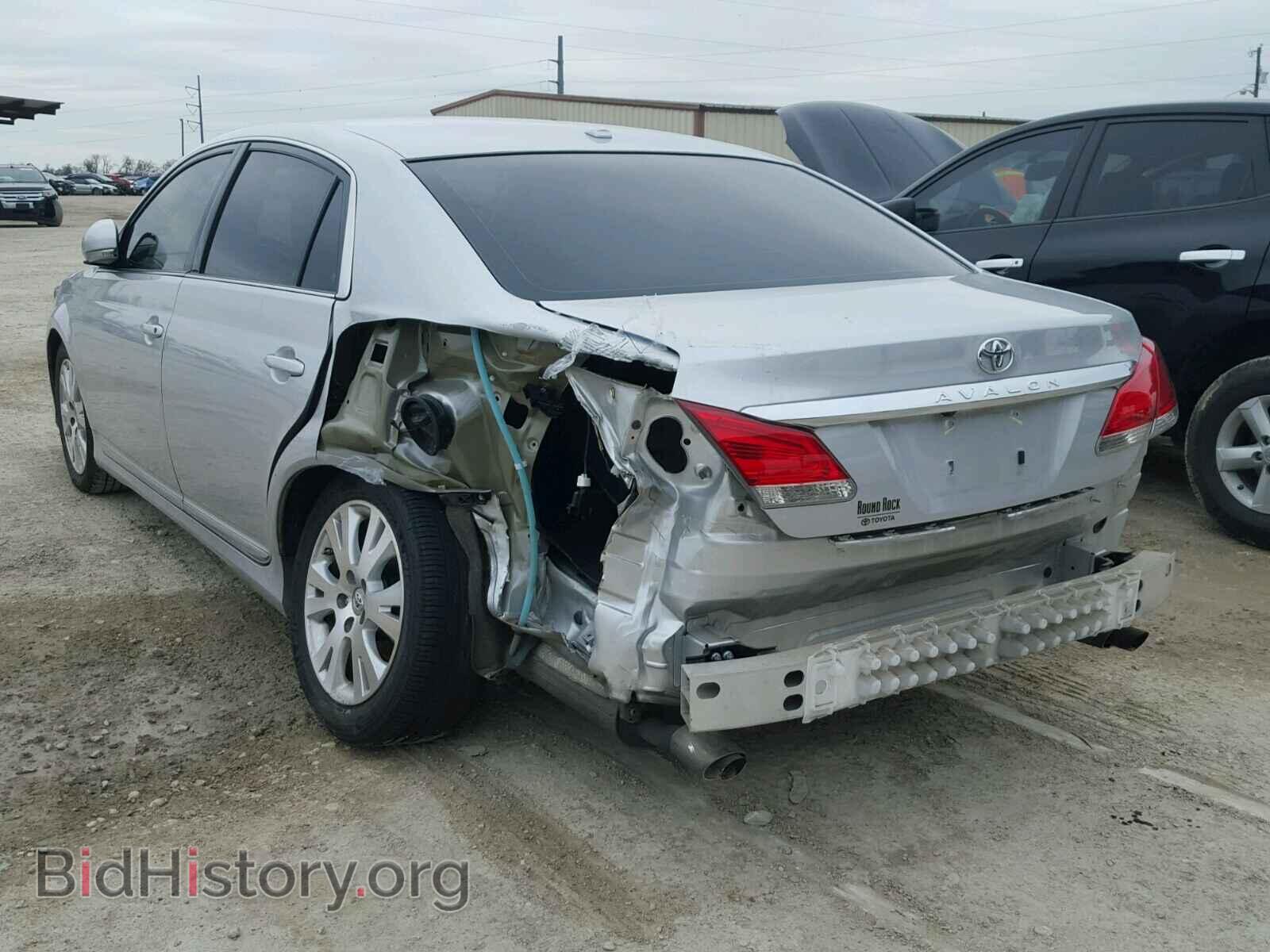 2011 TOYOTA AVALON - VIN: 4T1BK3DB8BU379918 - Фото 3
