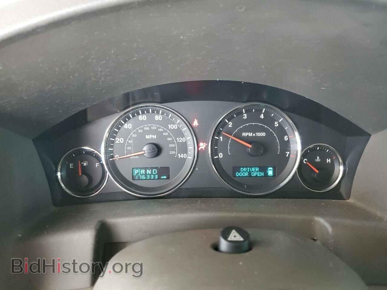 2007 JEEP COMMANDER - VIN: 1J8HG48K67C602821 - Photo 9