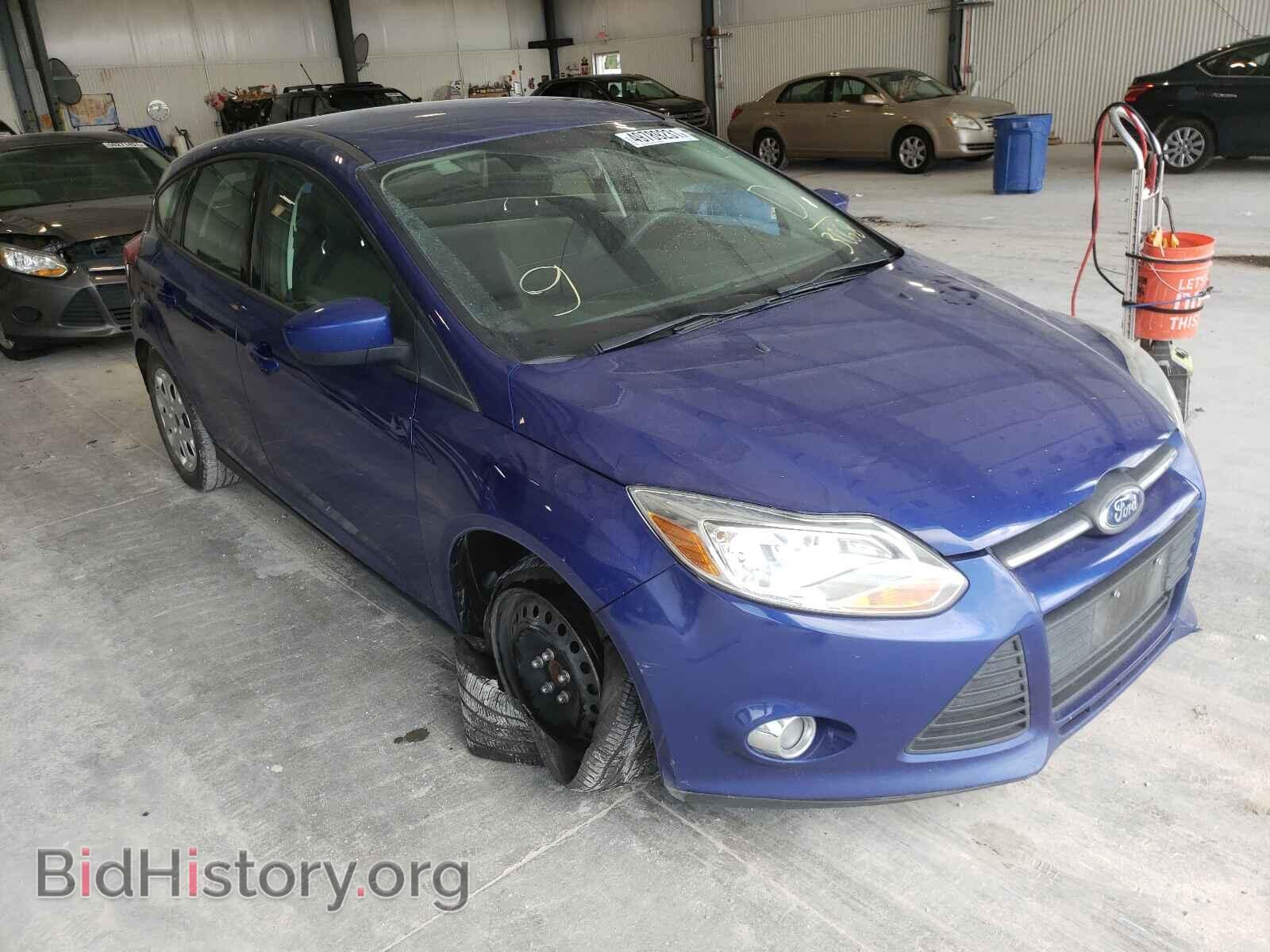 Photo 1FAHP3K29CL313068 - FORD FOCUS 2012