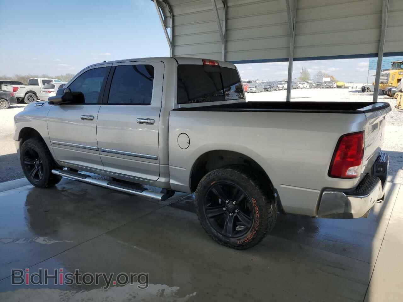 2017 RAM 1500 - VIN: 3C6RR7LT2HG659613 - Фото 2