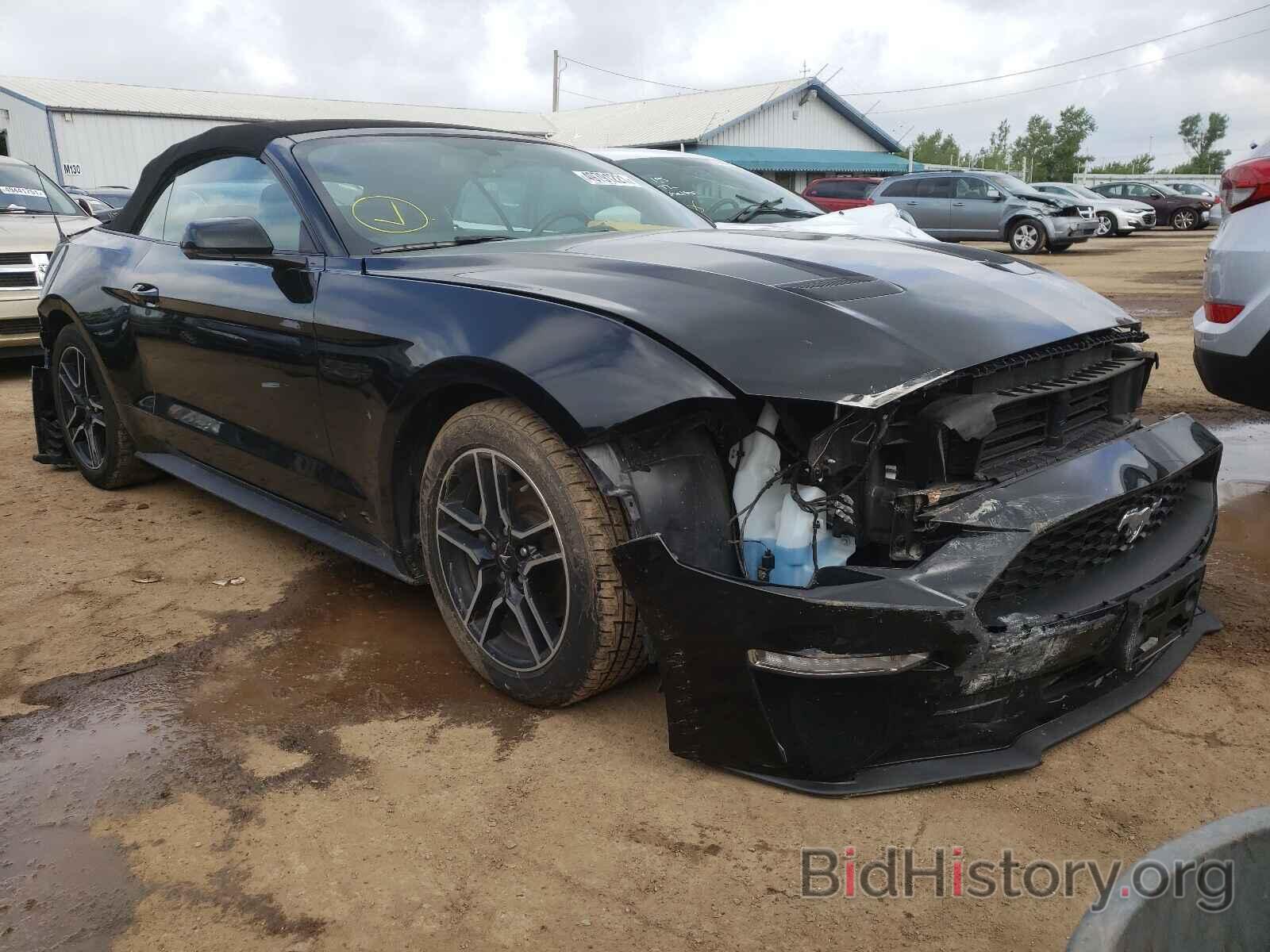 Photo 1FATP8UH5L5137889 - FORD MUSTANG 2020