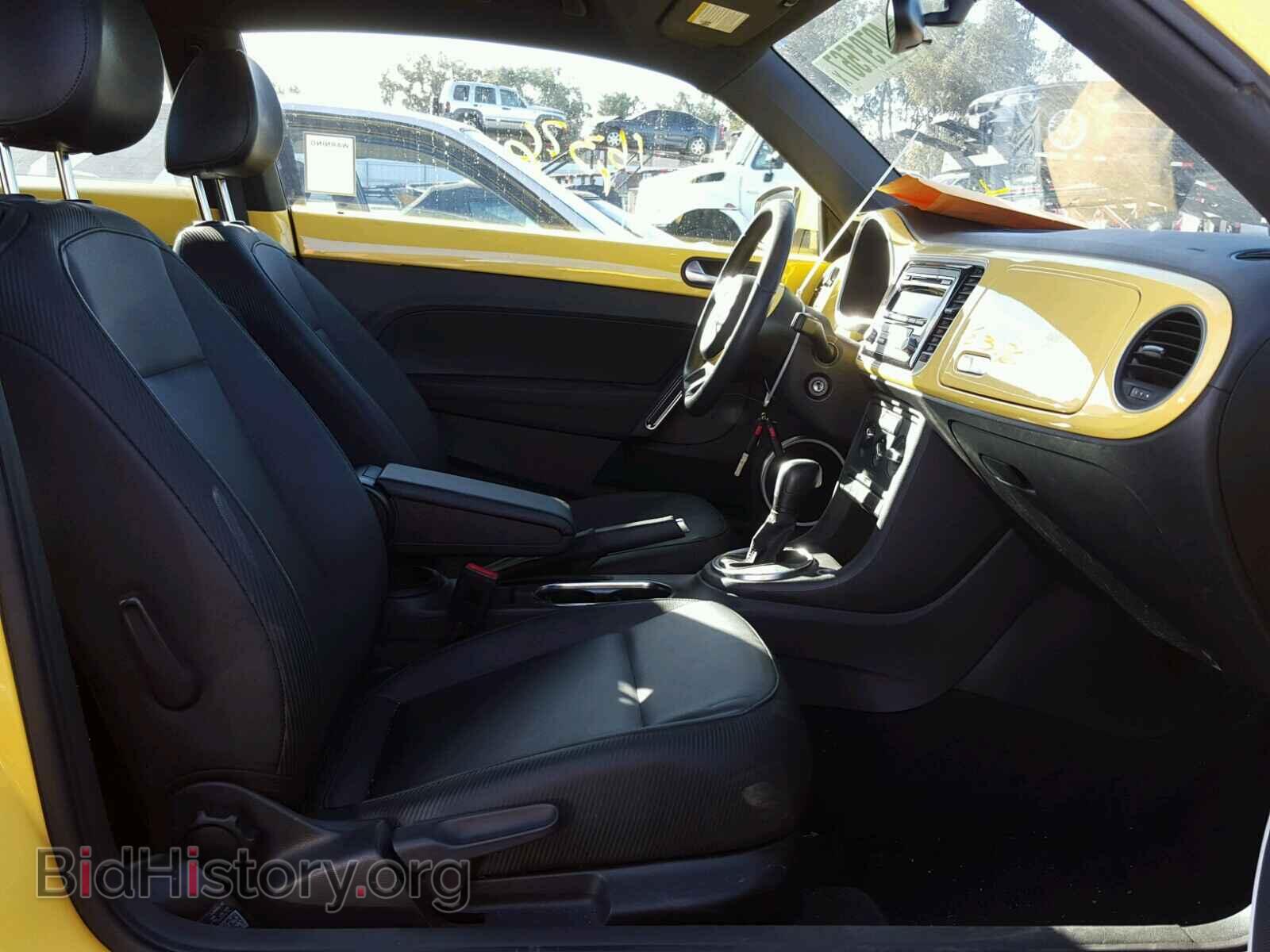 2014 VOLKSWAGEN BEETLE - VIN: 3VWJP7AT6EM630026 - Фото 5