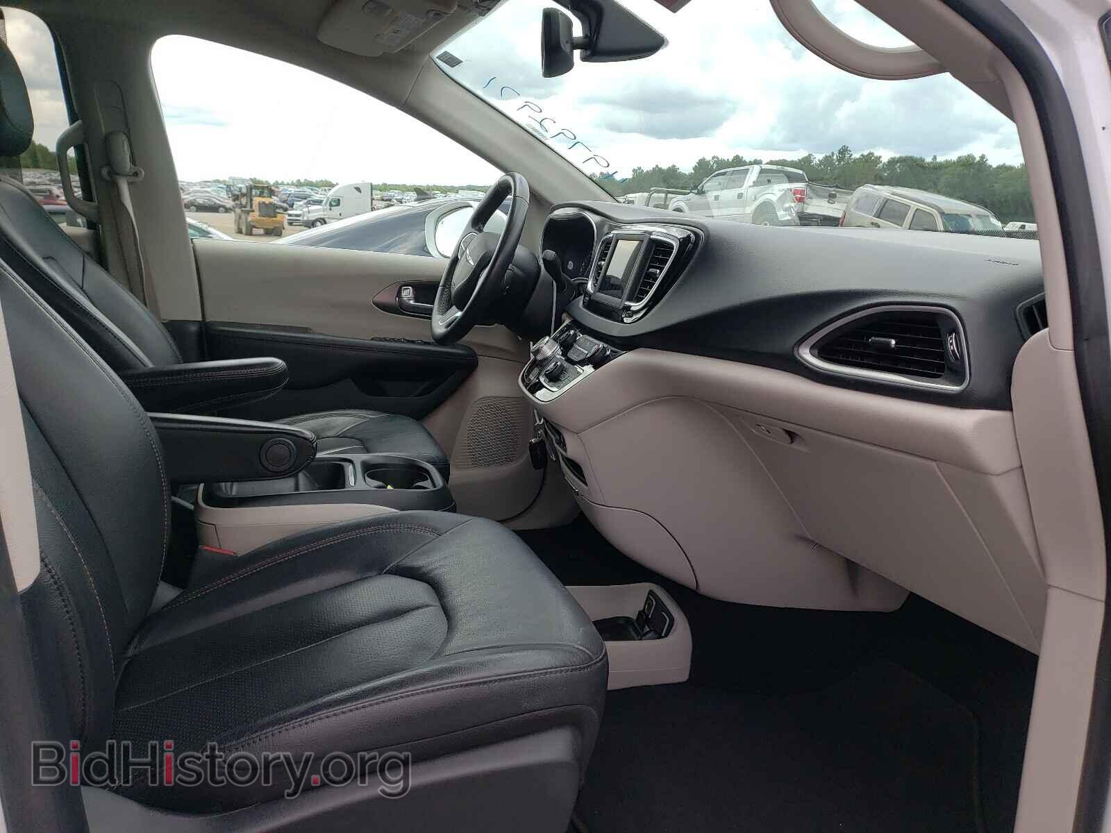 2020 CHRYSLER PACIFICA - VIN: 2C4RC1BG9LR130545 - Фото 5