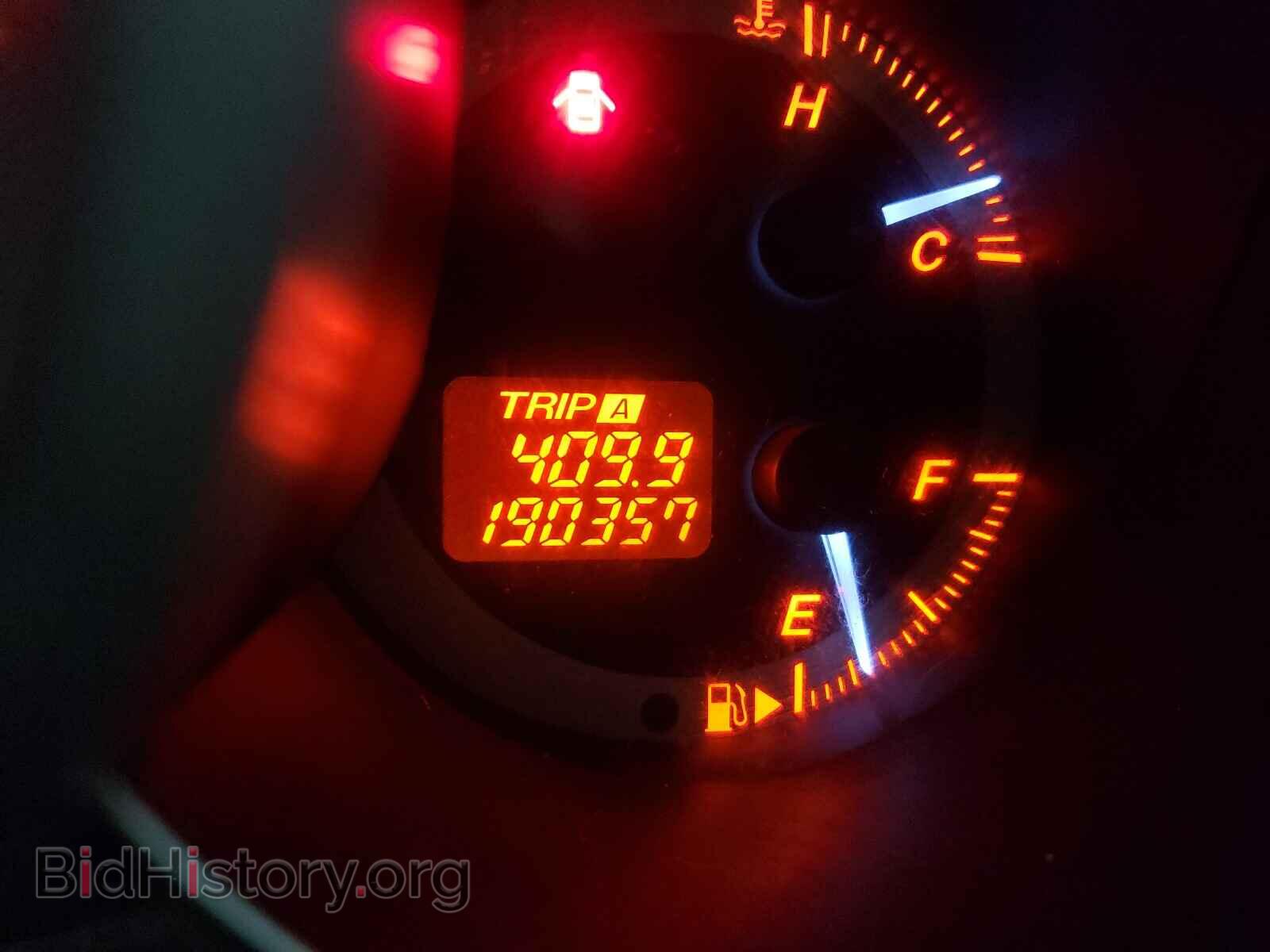 2008 MAZDA MAZDA3 - VIN: JM1BK343181181740 - Фото 8