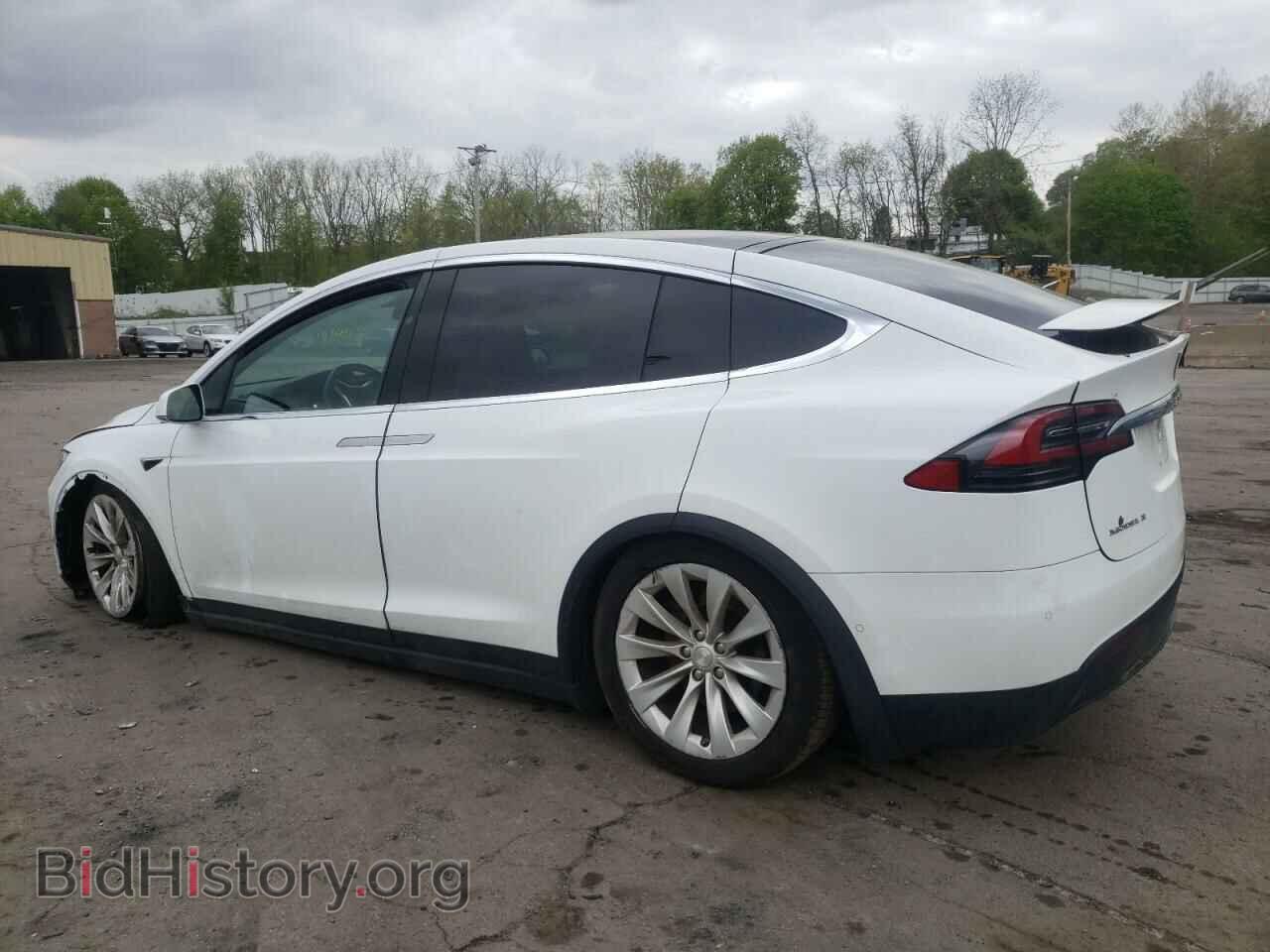 2017 TESLA MODEL X - VIN: 5YJXCBE22HF037737 - Photo 2