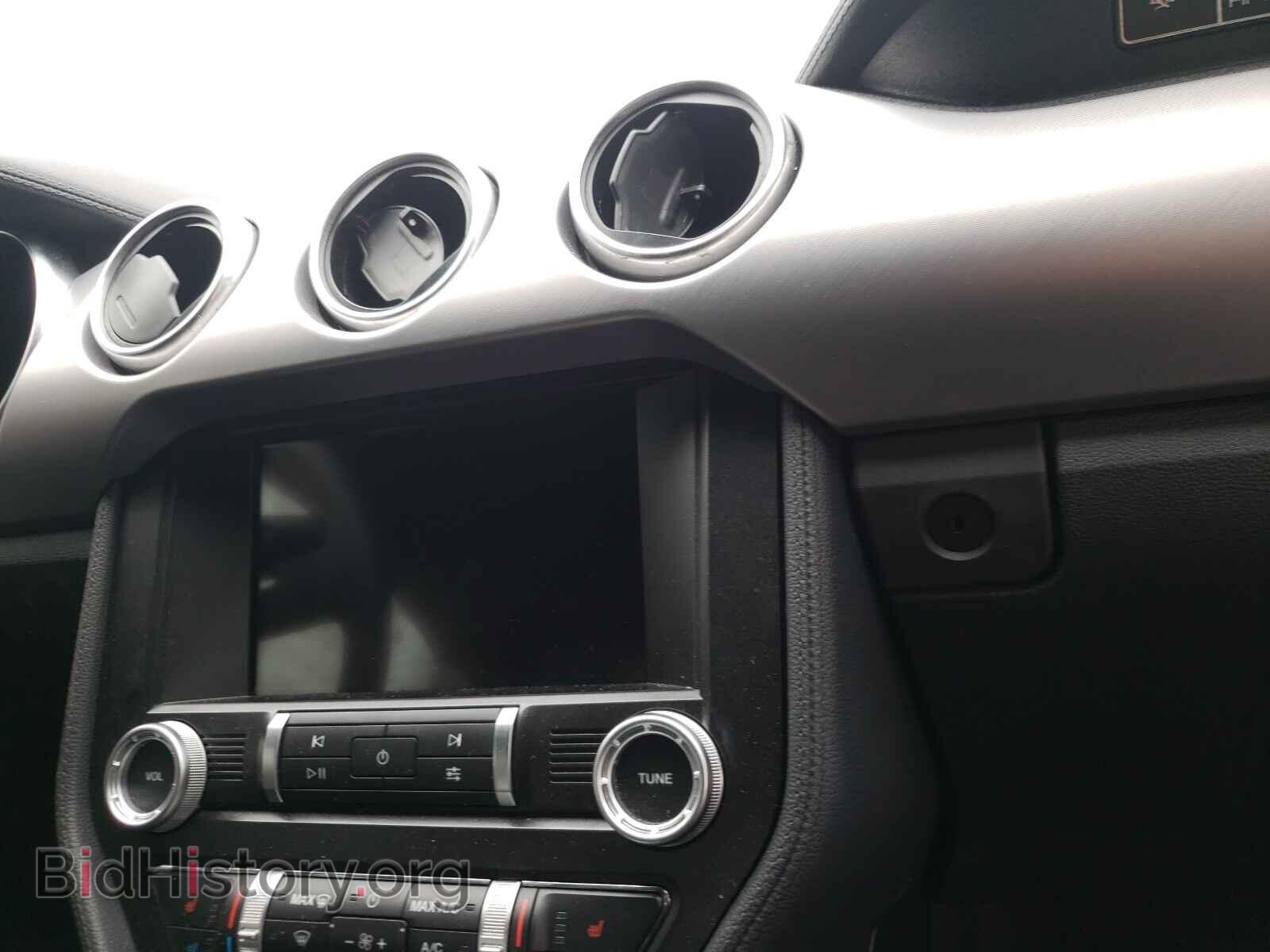 2020 FORD MUSTANG - VIN: 1FA6P8CF6L5131225 - Photo 9