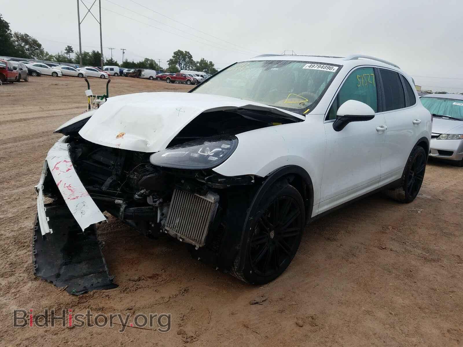 2017 PORSCHE CAYENNE - VIN: WP1AB2A20HLA51937 - Фото 2