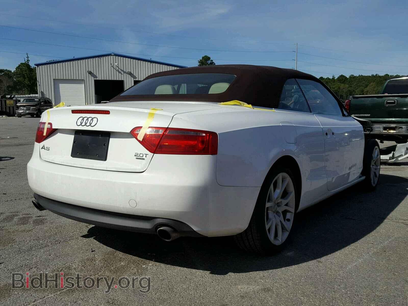 2011 AUDI A5 PREMIUM - VIN: WAUCFAFH0BN019990 - Фото 4