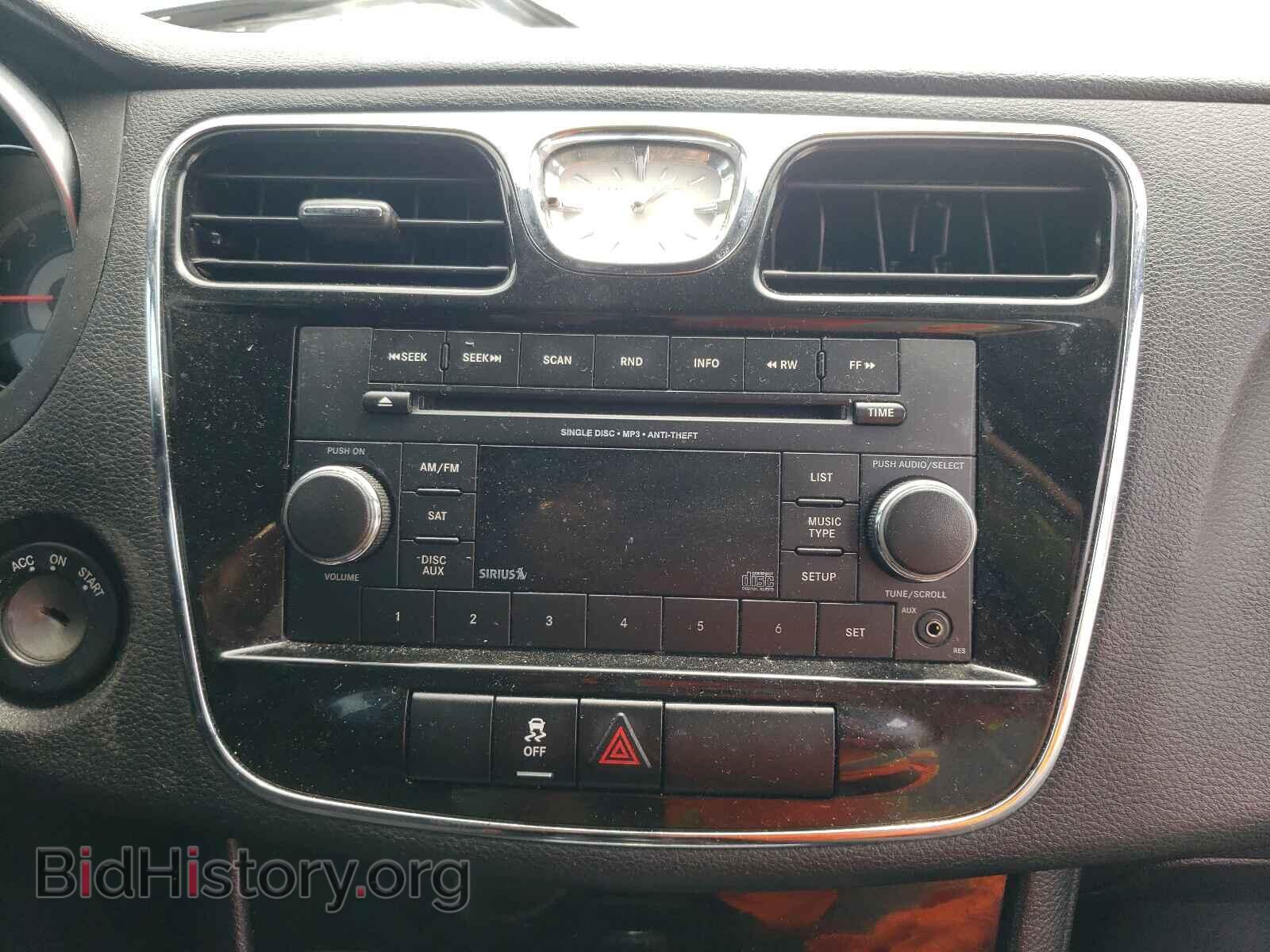 2013 CHRYSLER 200 - VIN: 1C3BCBEB8DN526573 - Фото 9