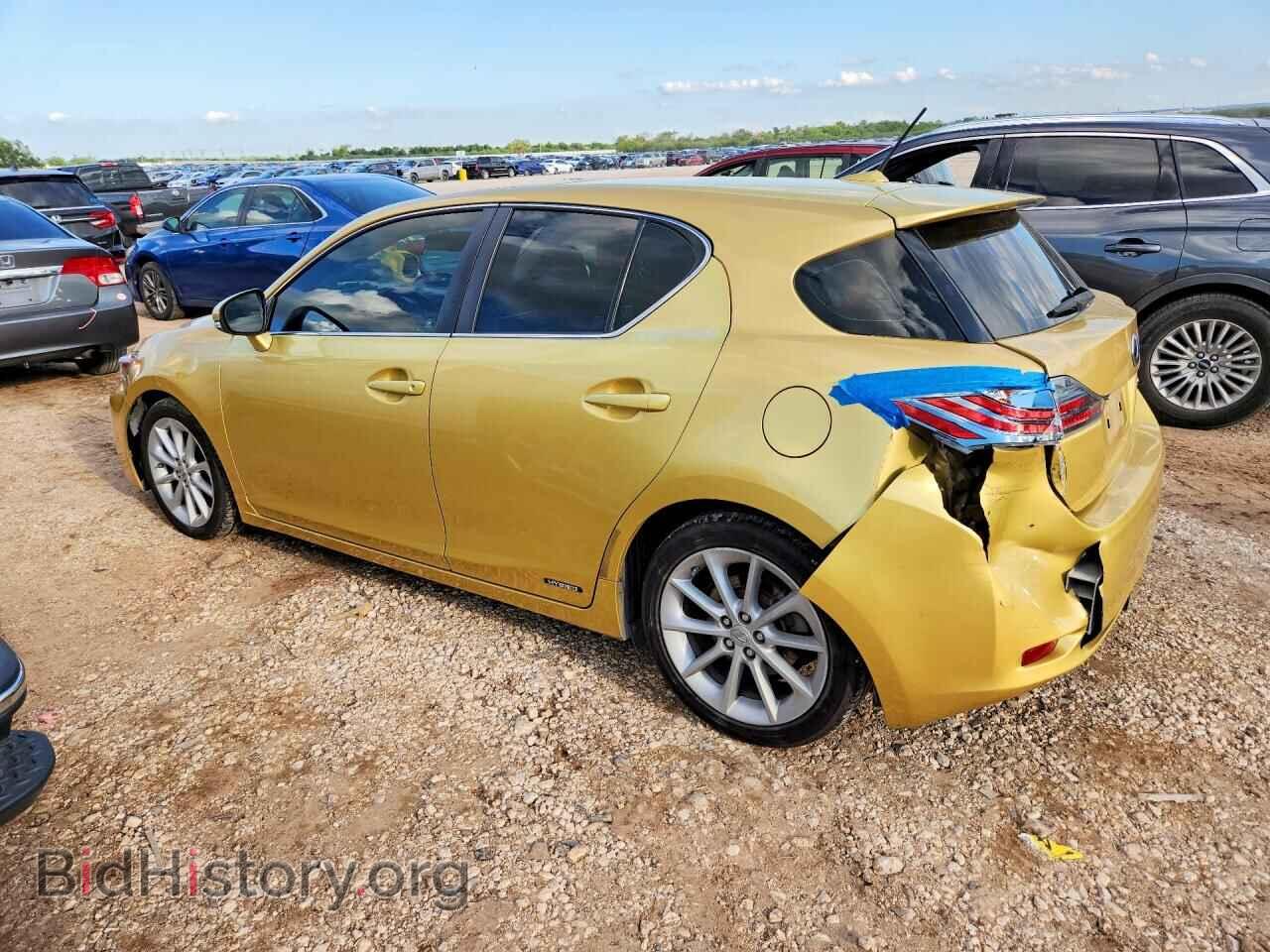 2011 LEXUS CT 200 - VIN: JTHKD5BH5B2009411 - Photo 2