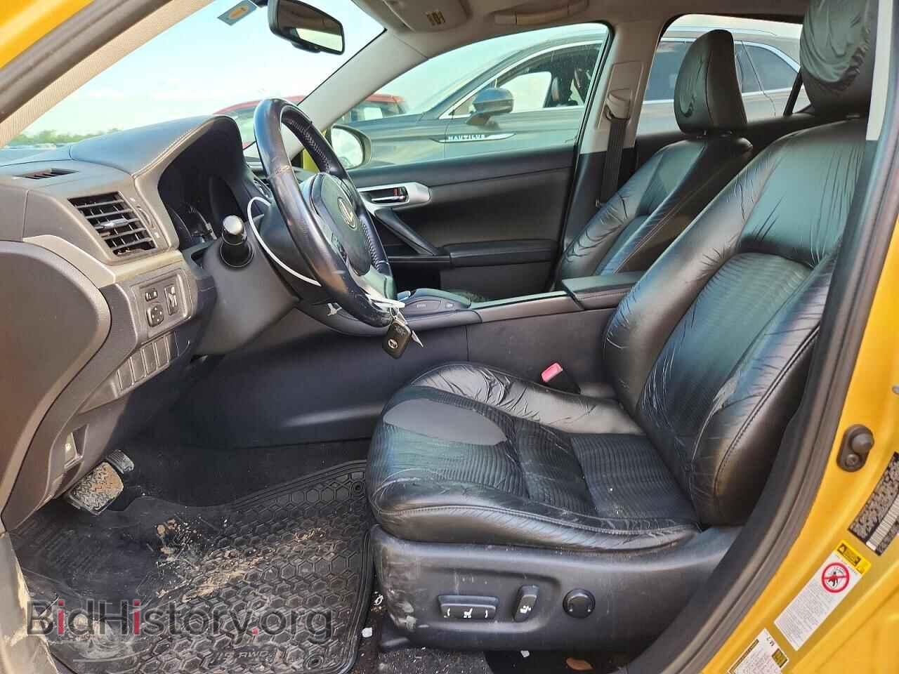2011 LEXUS CT 200 - VIN: JTHKD5BH5B2009411 - Photo 7