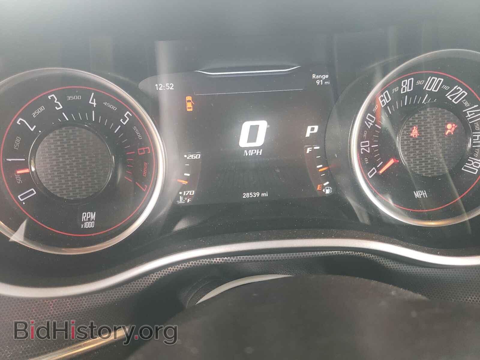 2017 DODGE CHALLENGER - VIN: 2C3CDZFJ4HH589278 - Photo 8