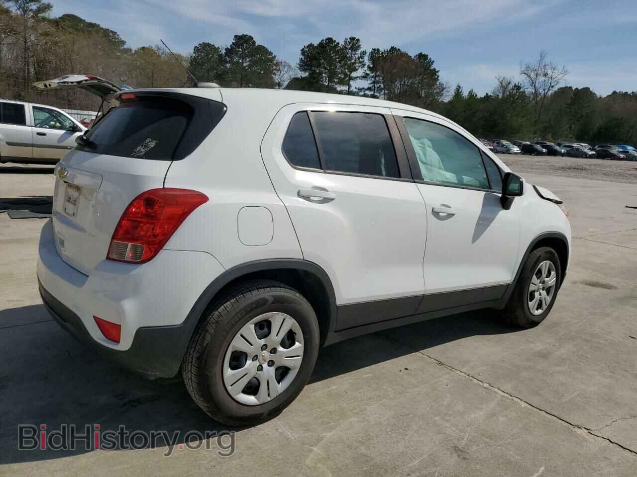 2017 CHEVROLET TRAX - VIN: 3GNCJKSB2HL258708 - Фото 3