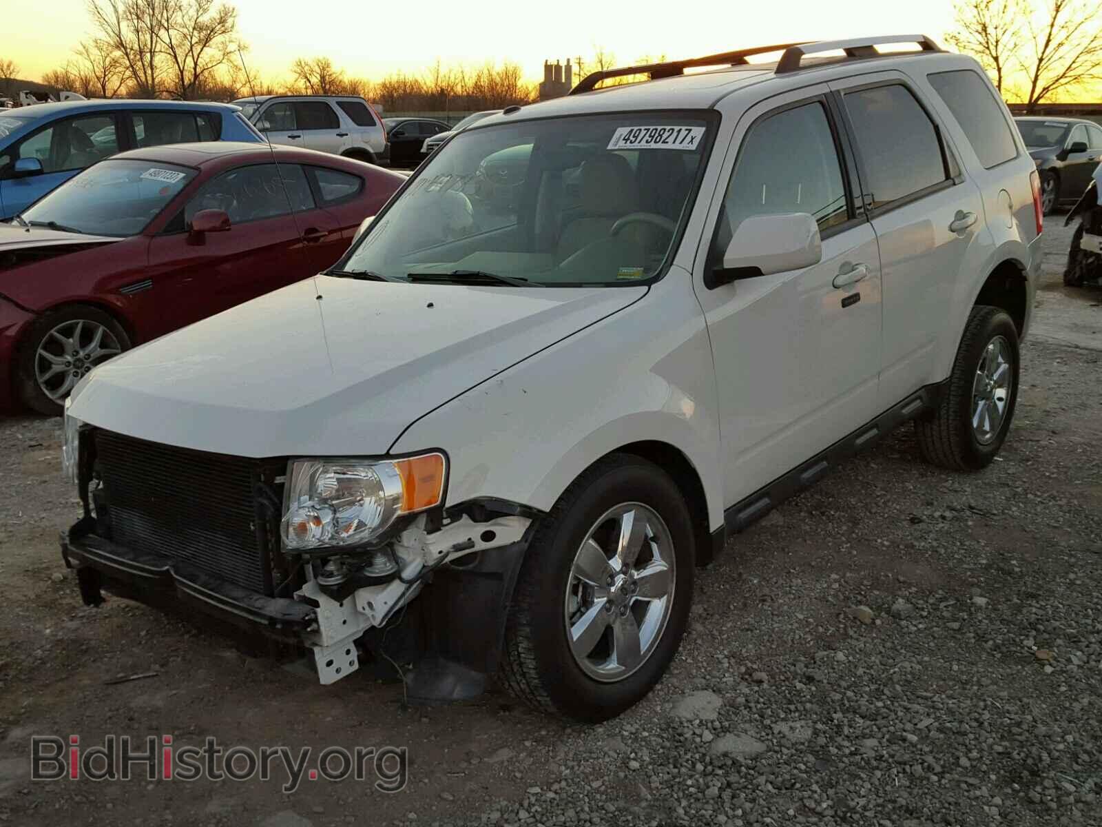 2011 FORD ESCAPE - VIN: 1FMCU9EG0BKB97833 - Фото 2
