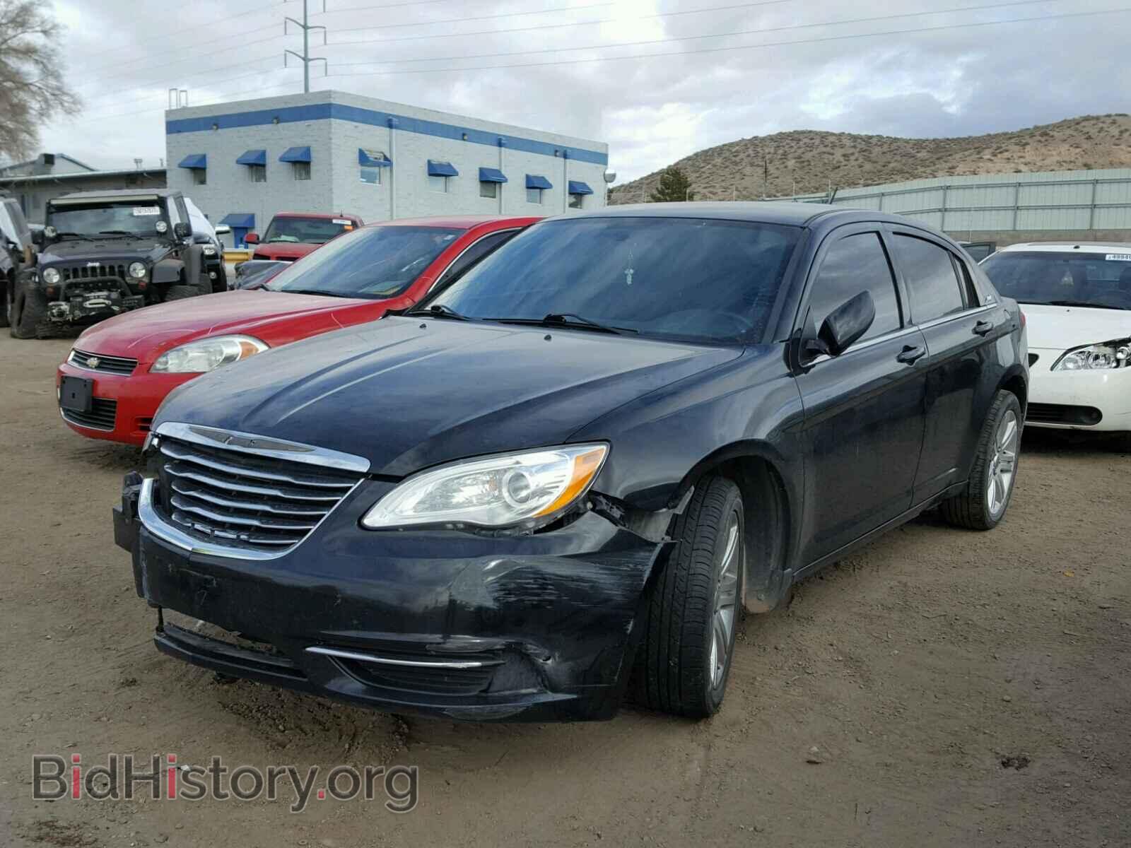 2013 CHRYSLER 200 - VIN: 1C3CCBBBXDN694935 - Фото 2