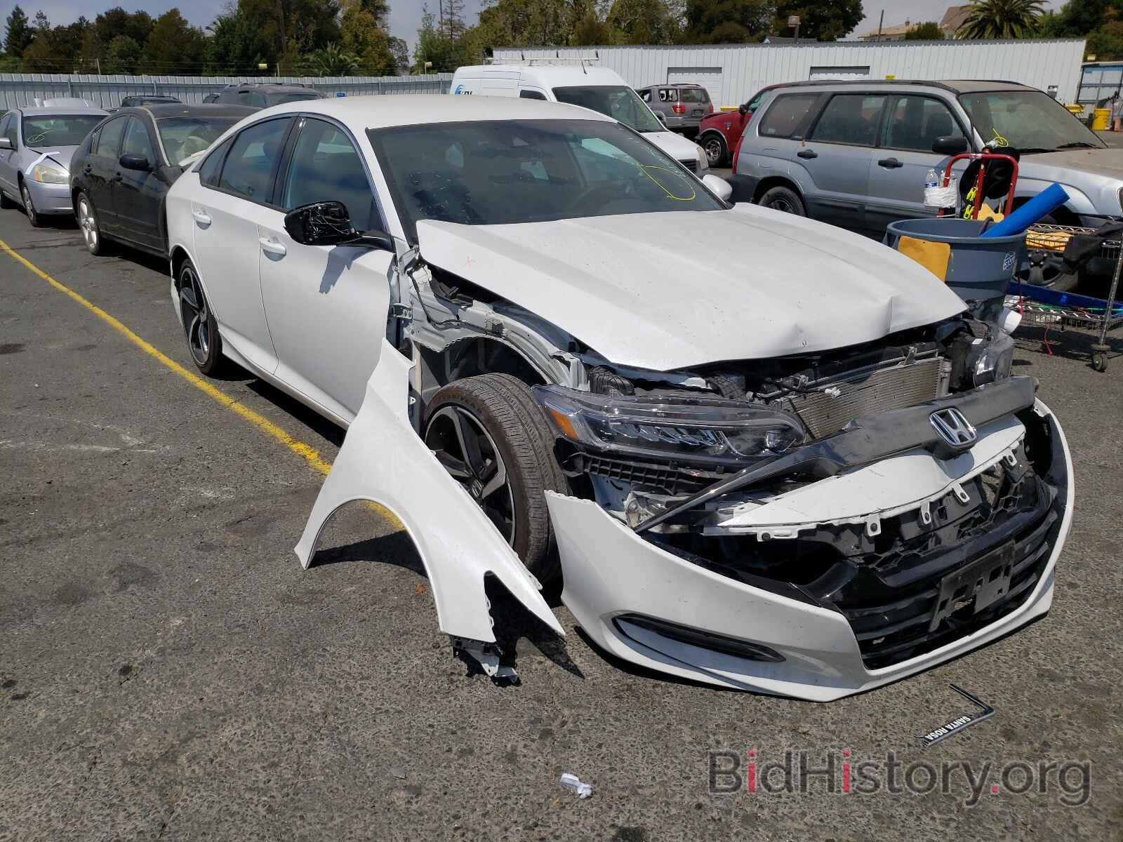 Фотография 1HGCV1F31KA035571 - HONDA ACCORD 2019