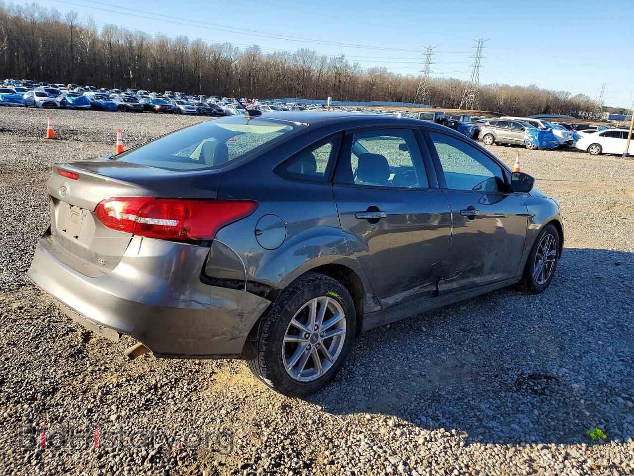 2018 FORD FOCUS - VIN: 1FADP3F23JL307546 - Фото 3