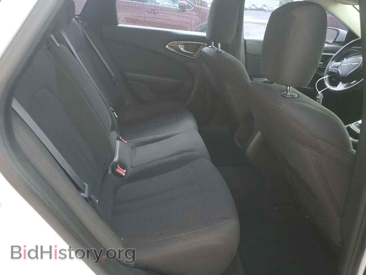 2016 CHRYSLER 200 - VIN: 1C3CCCAB3GN158128 - Фото 10