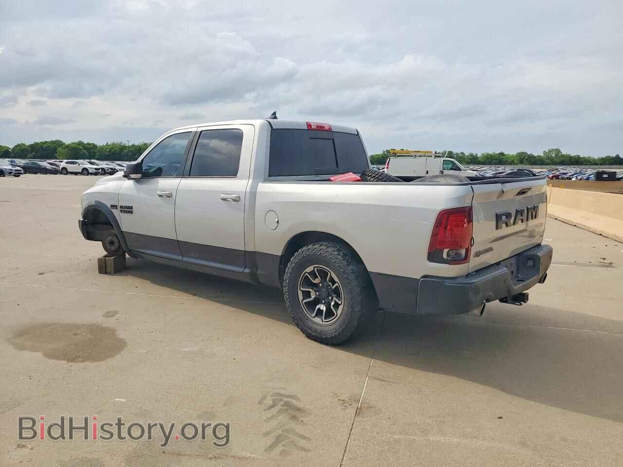 2018 RAM 1500 - VIN: 1C6RR6YTXJS166148 - Фото 2