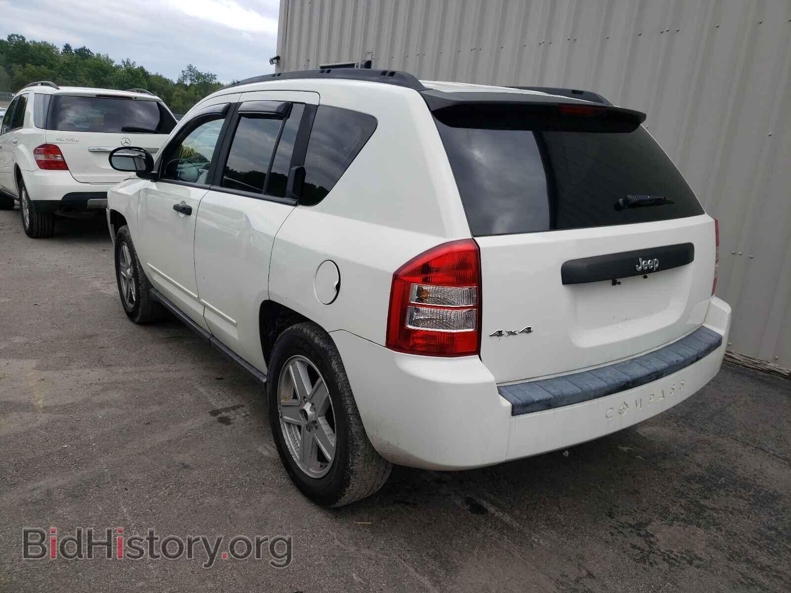 2009 JEEP COMPASS - VIN: 1J4FF47B49D105616 - Photo 3