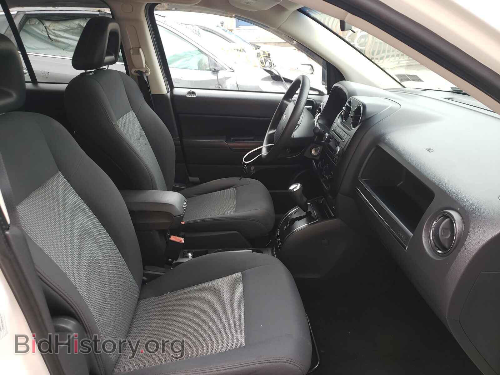 2009 JEEP COMPASS - VIN: 1J4FF47B49D105616 - Photo 5
